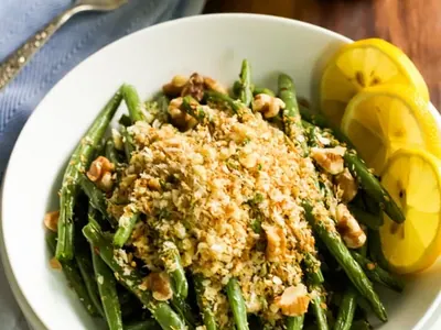 Roasted Green Beans with Garlic Panko