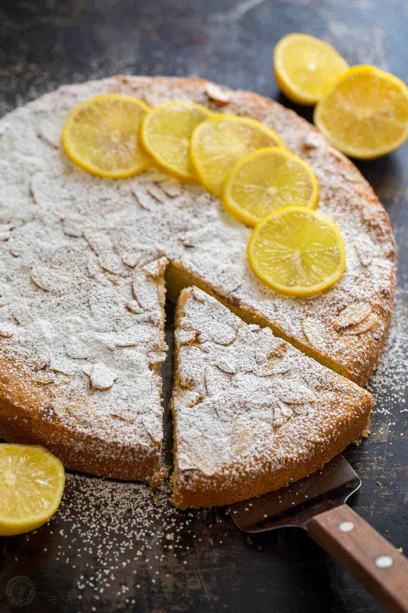 Almond Cake with eggs