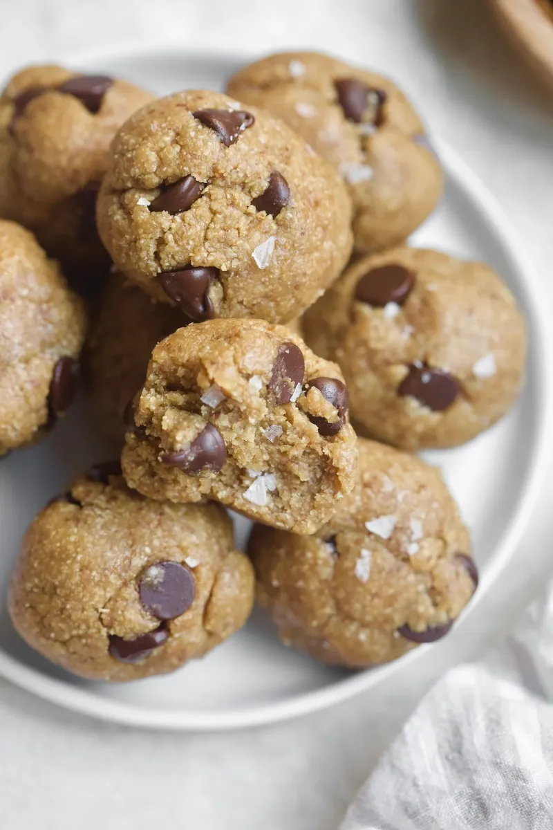No-Bake Chocolate Chip Cookies