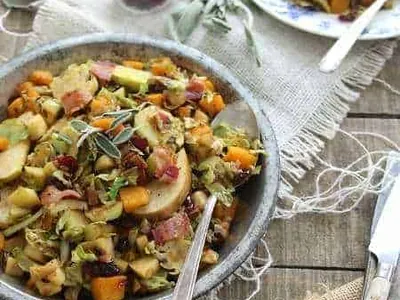 Brussels Sprouts Apple Hash