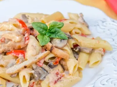 Chicken Vegetable Penne Alfredo