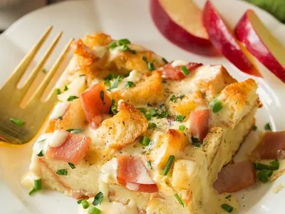 Overnight Eggs Benedict Casserole