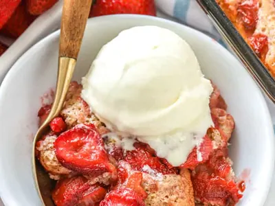 Strawberry Rhubarb Cobbler