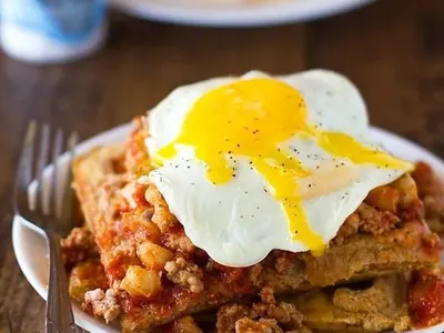 Chili Cornbread Waffle Stacks