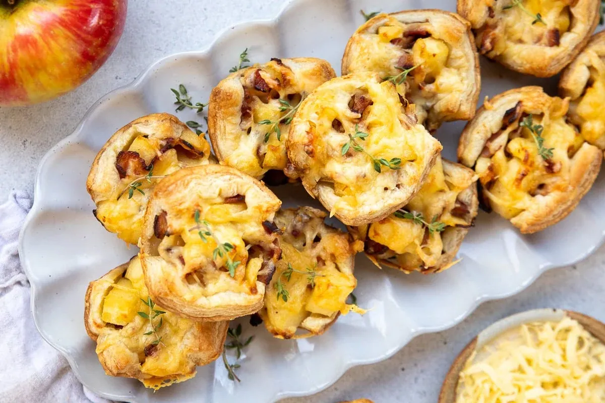 Puff Pastry Apple Bacon Bites
