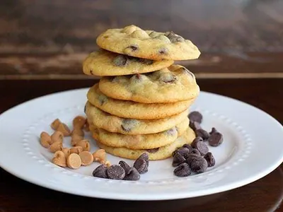 Peanut Butter Banana Pudding Cookies