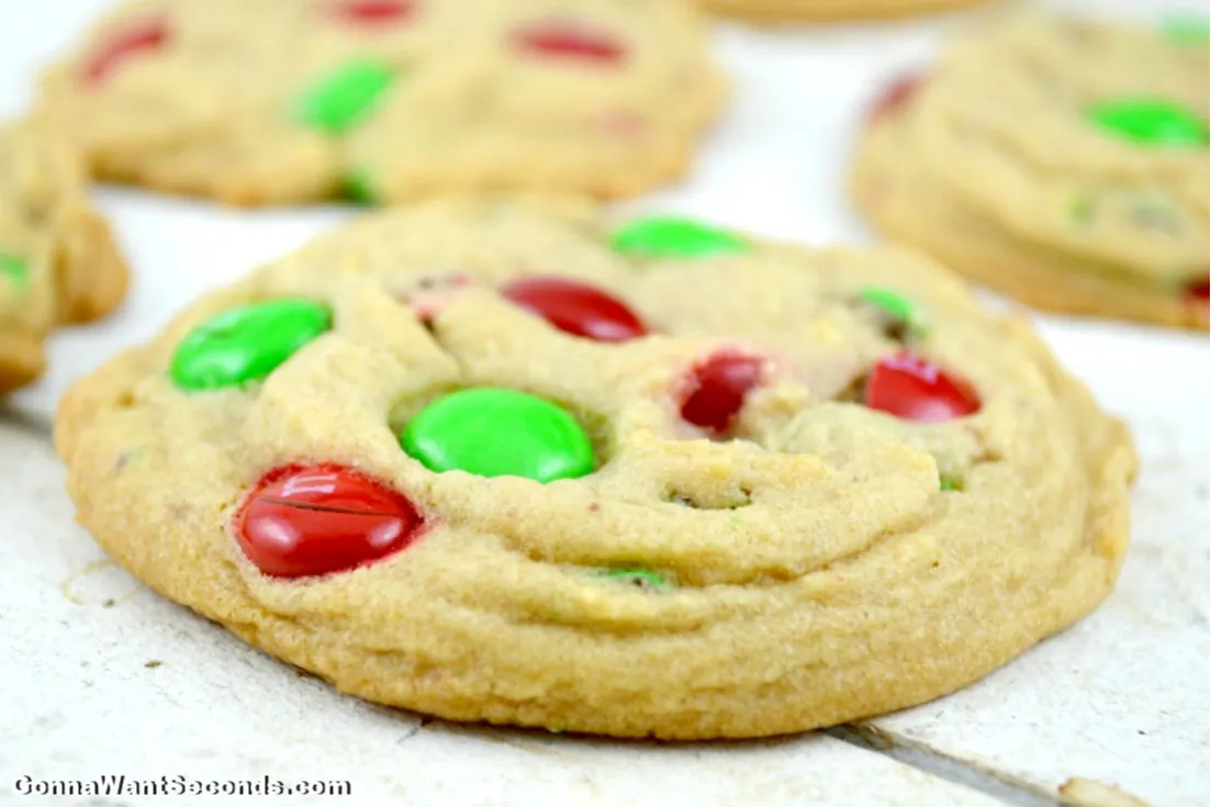 M&M Christmas Cookies