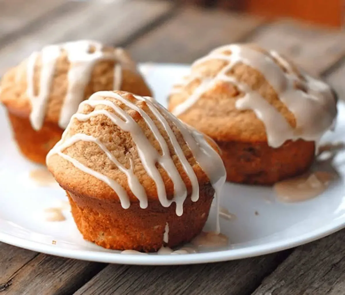 Small Batch Apple Muffins