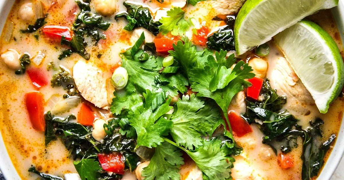 Coconut Chicken Curry Soup