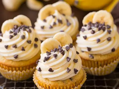 Banana Chocolate Chip Cupcakes