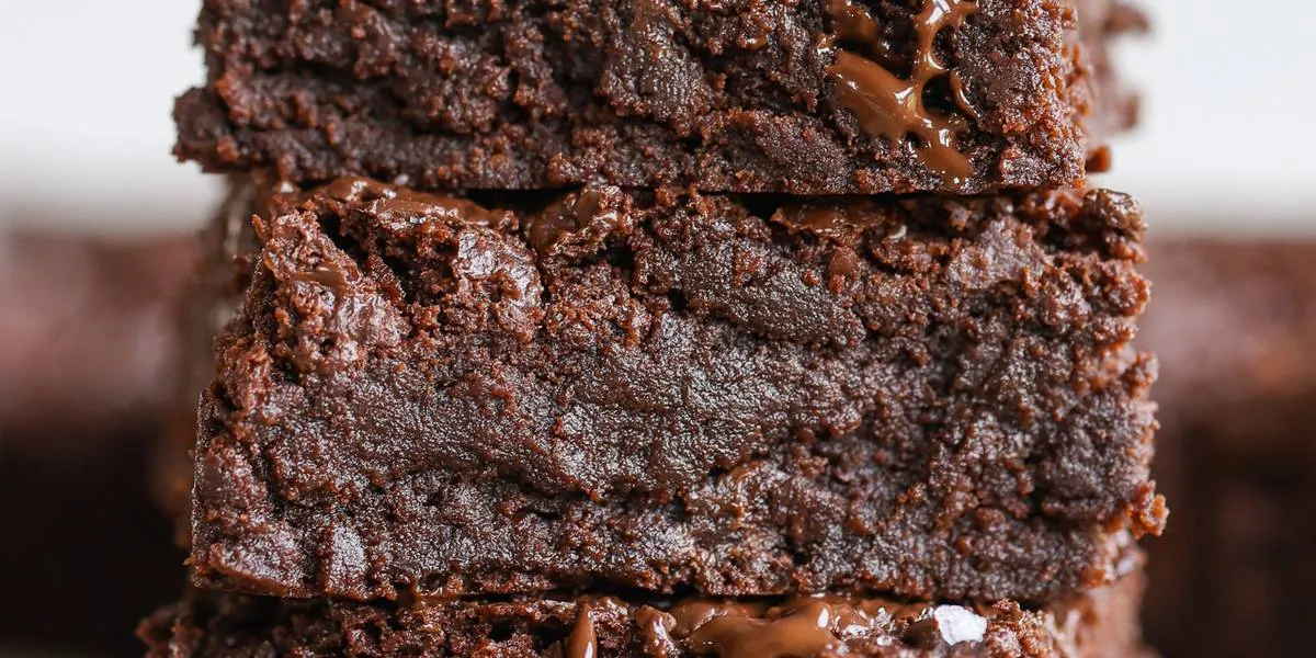 Dark Chocolate Brownies with coffee and tea