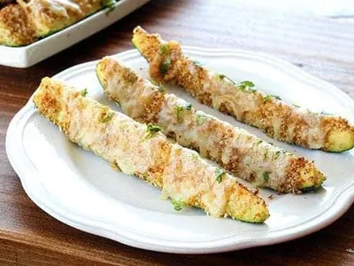 Cheesy Zucchini Sticks