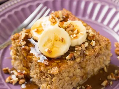 Banana Pecan Baked Oatmeal