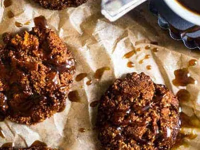 Caramel Apple Ginger Snaps