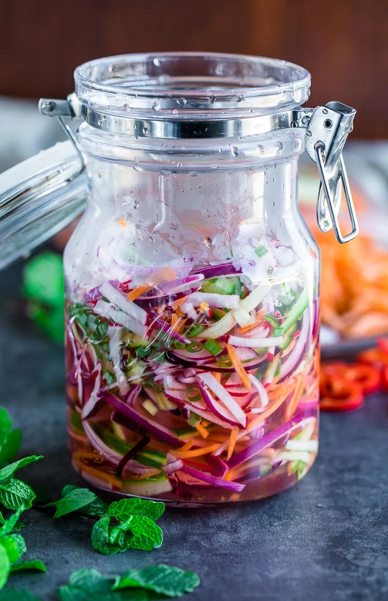 Quick Fridge Pickled Vegetables