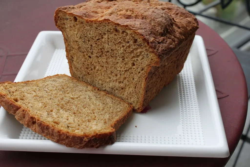 Grape Oat Flax Bread