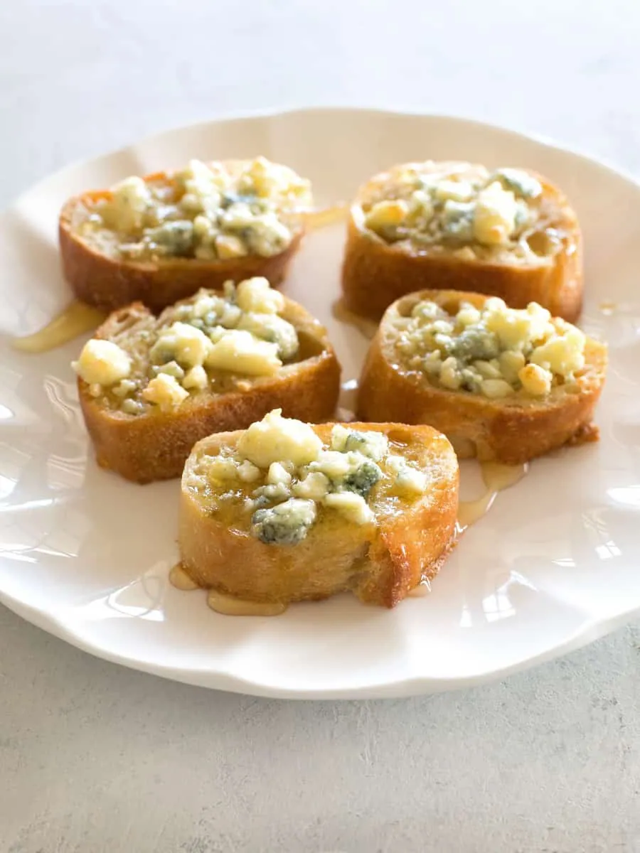 Gorgonzola Honey Bruschetta