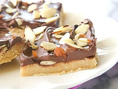 Almond Roca Bars