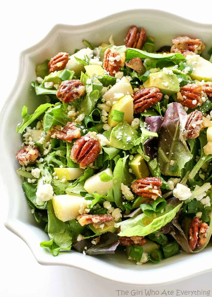 Pear Roquefort Salad