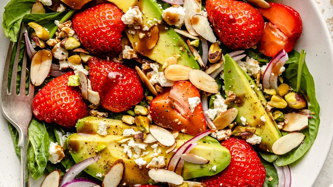 Strawberry Spinach Salad