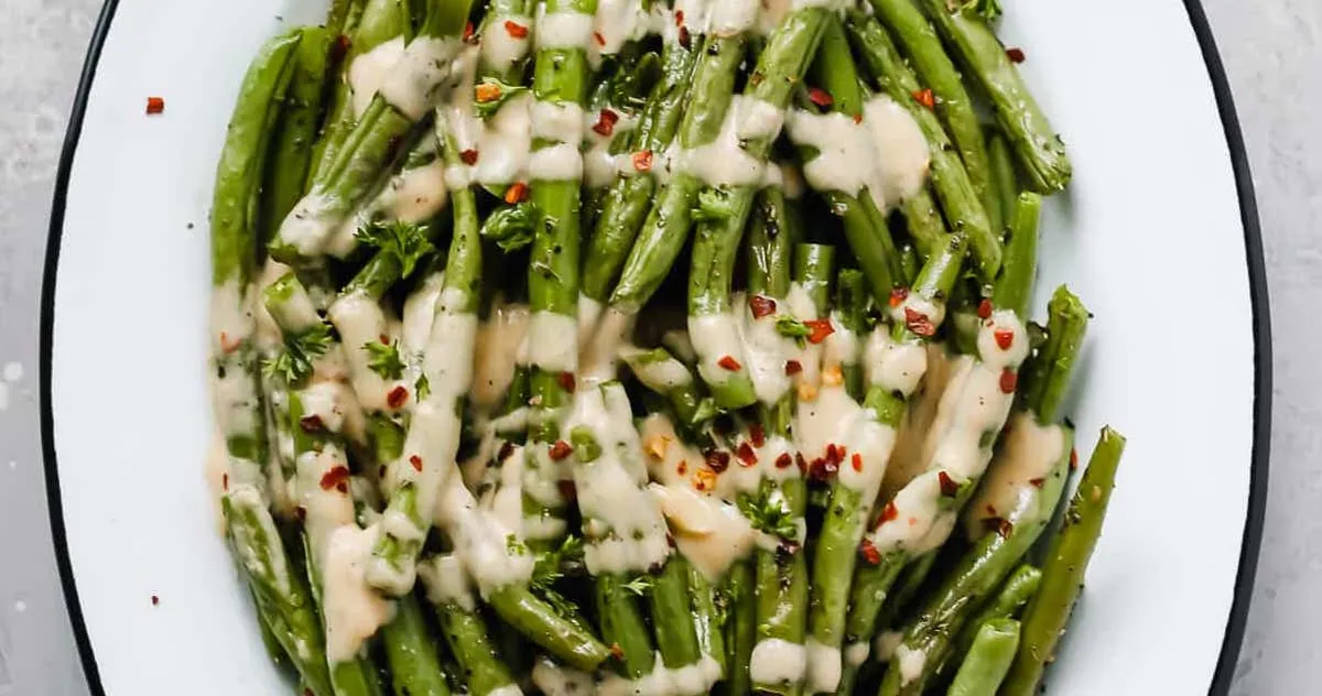 Roasted Green Beans with Tahini Sauce