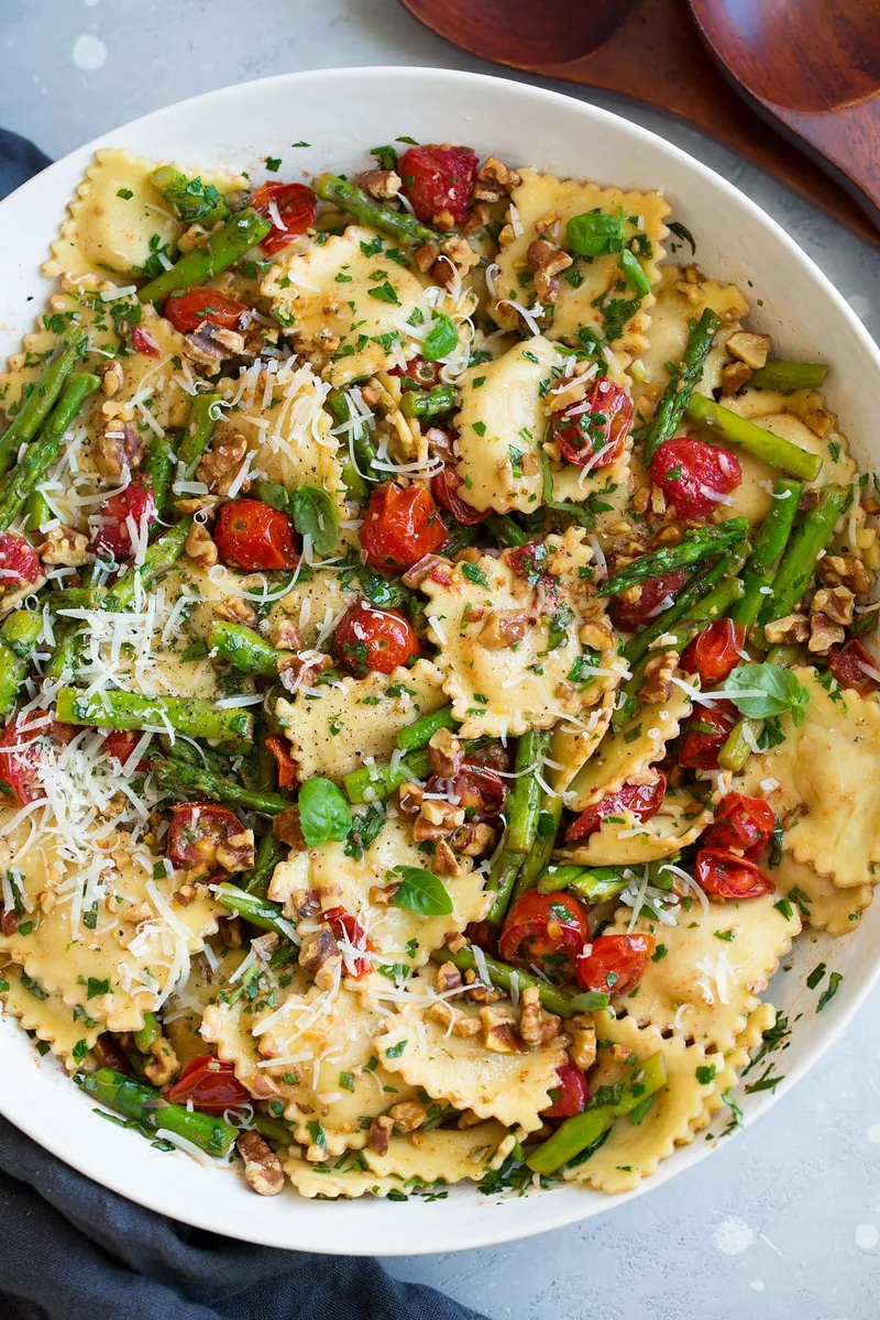 Ravioli with Asparagus and Tomatoes