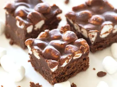 Mississippi Mud Brownies with chocolate chips and baking chocolate