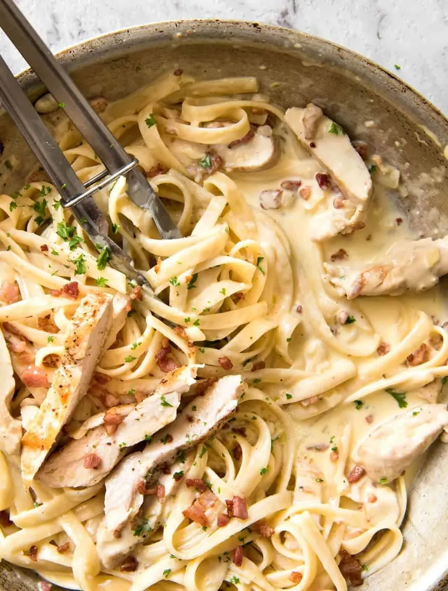 Creamy Chicken Bacon Pasta