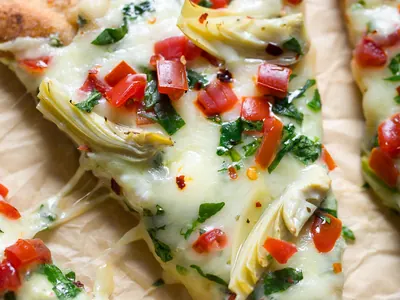 Spinach Artichoke Flatbread Pizza