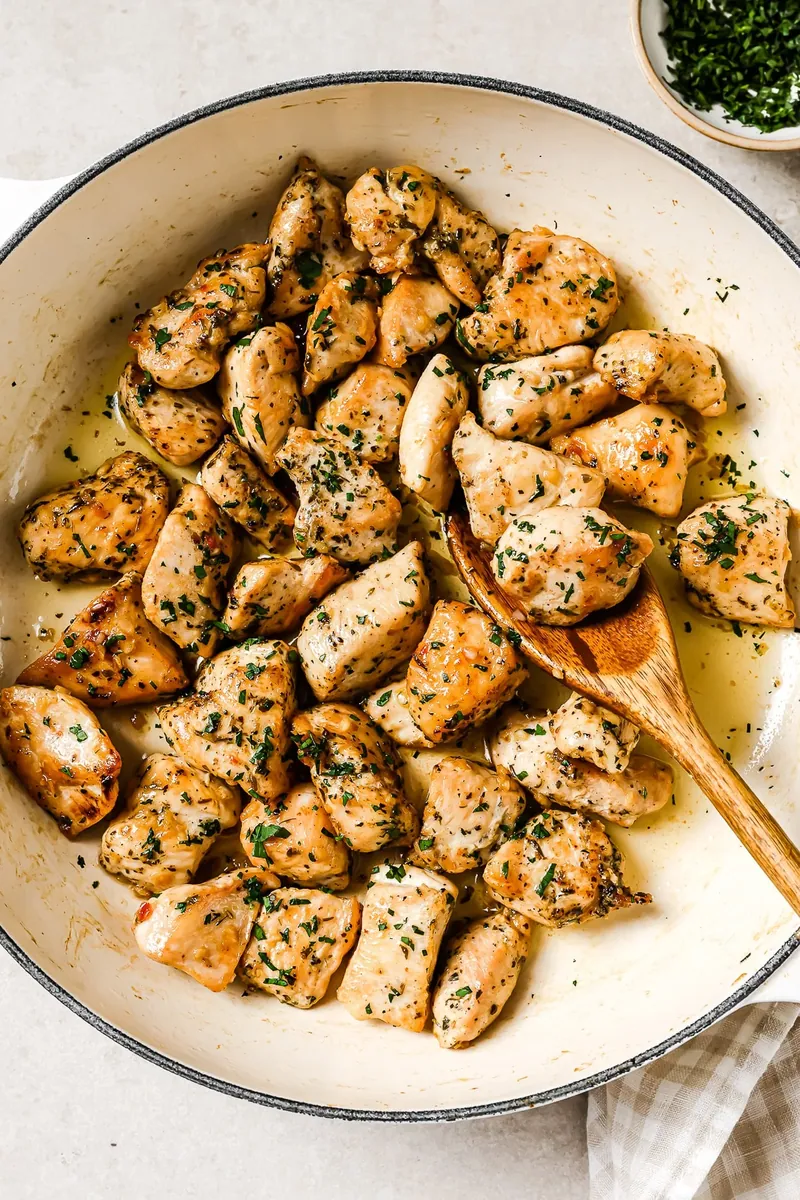 Garlic Butter Chicken Bites