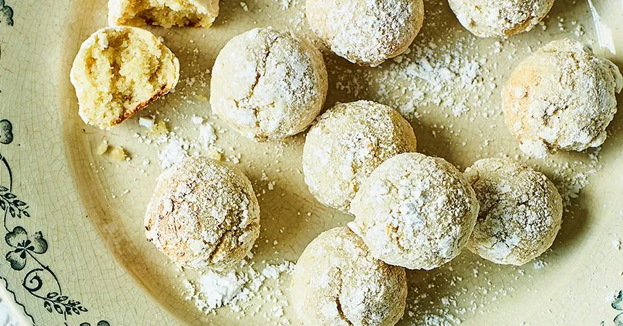 Amaretti Biscuits