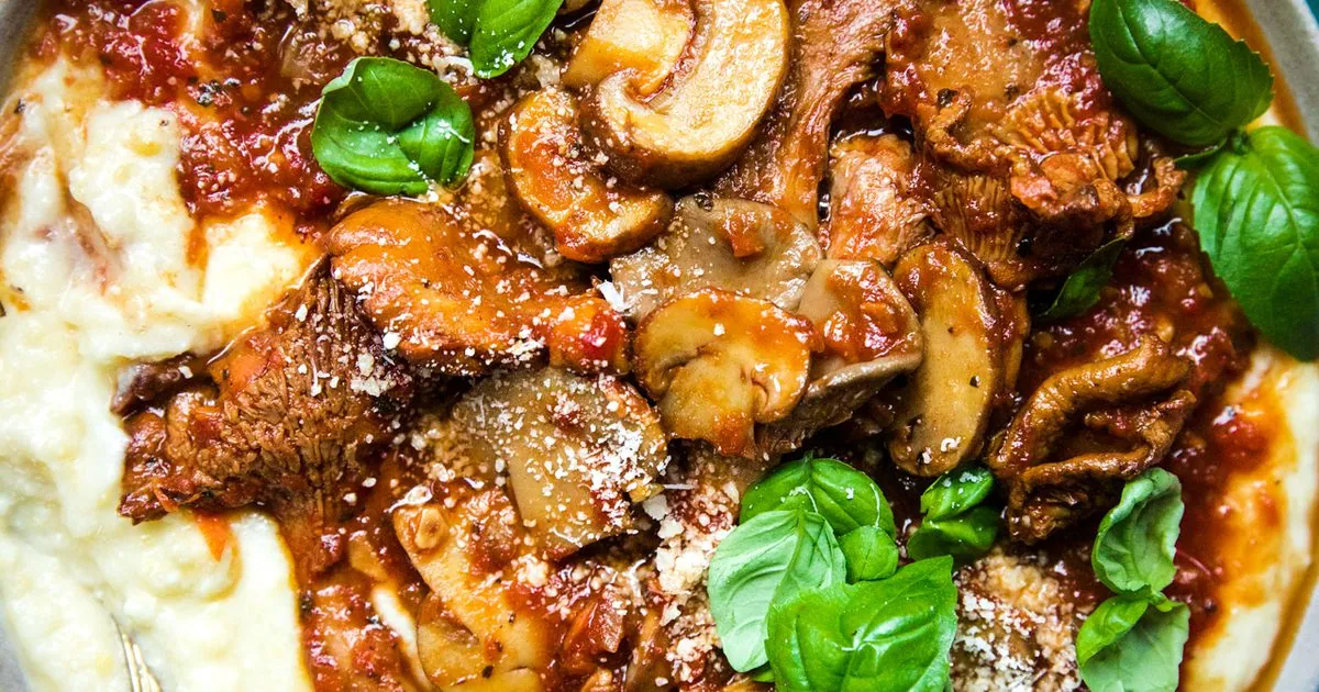 Mushroom Ragù with Polenta