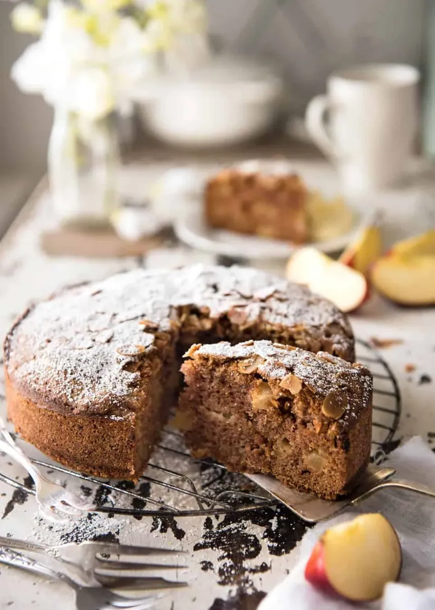 Apple Almond Cake