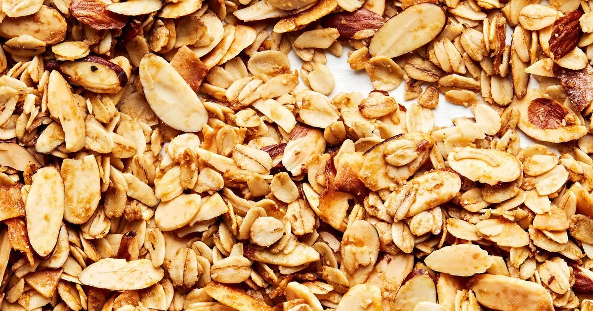 Homemade Chocolate Chip Granola