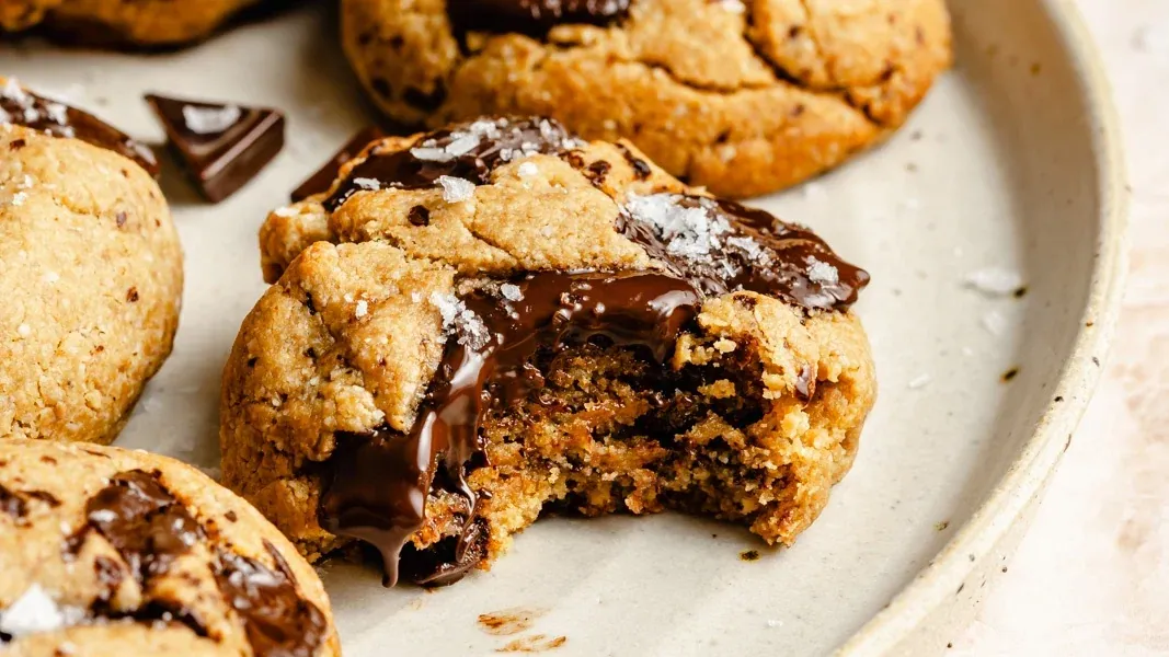 Peanut Butter Chocolate Chunk Cookies