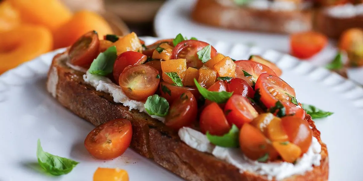 Grilled Peach Bruschetta