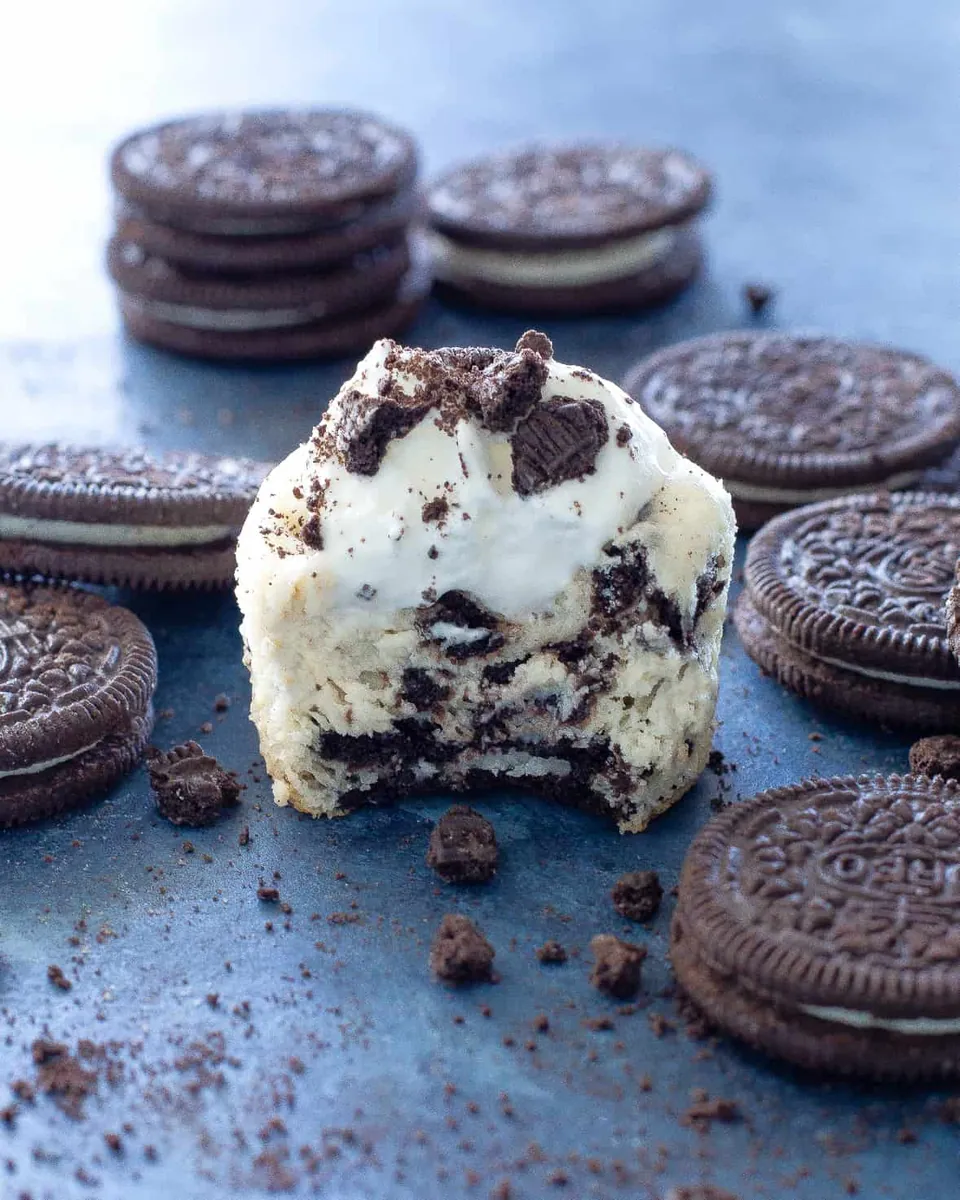 Cookies and Cream Cheesecakes