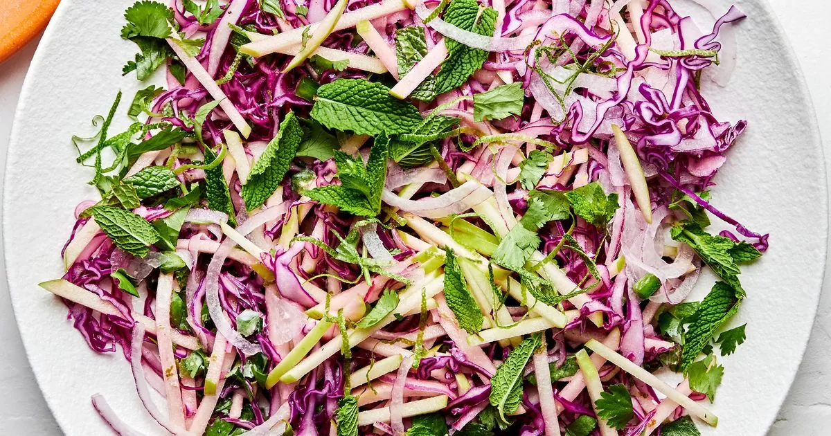 Red Cabbage Apple Slaw