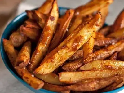 Spicy Garlic Cheese Fries
