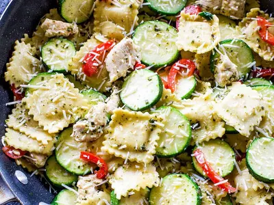Pesto Ravioli with Chicken