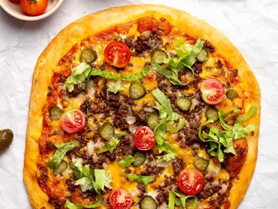 Cheeseburger Pizza