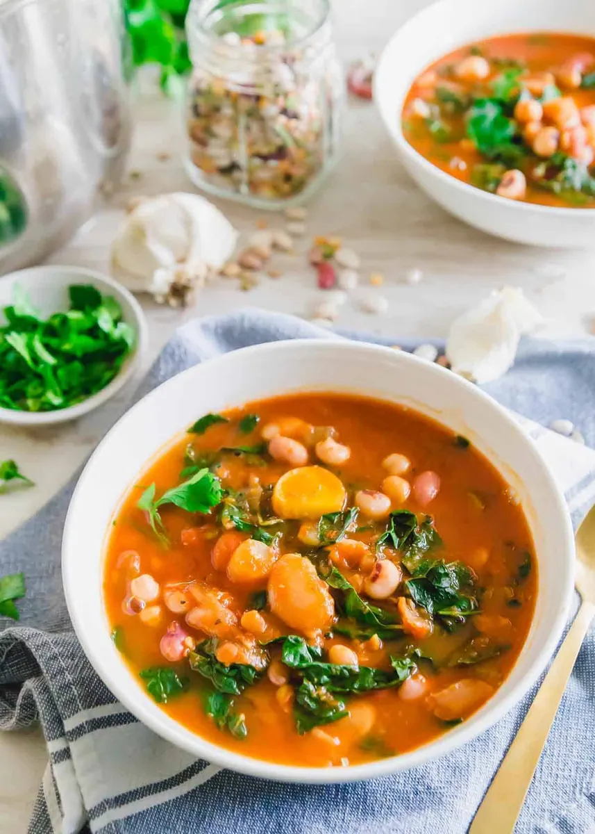 Instant Pot Tomato Kale Soup