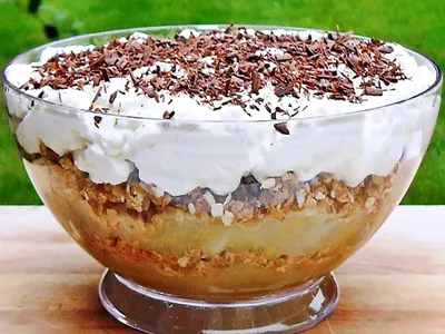 Danish Apple Trifle