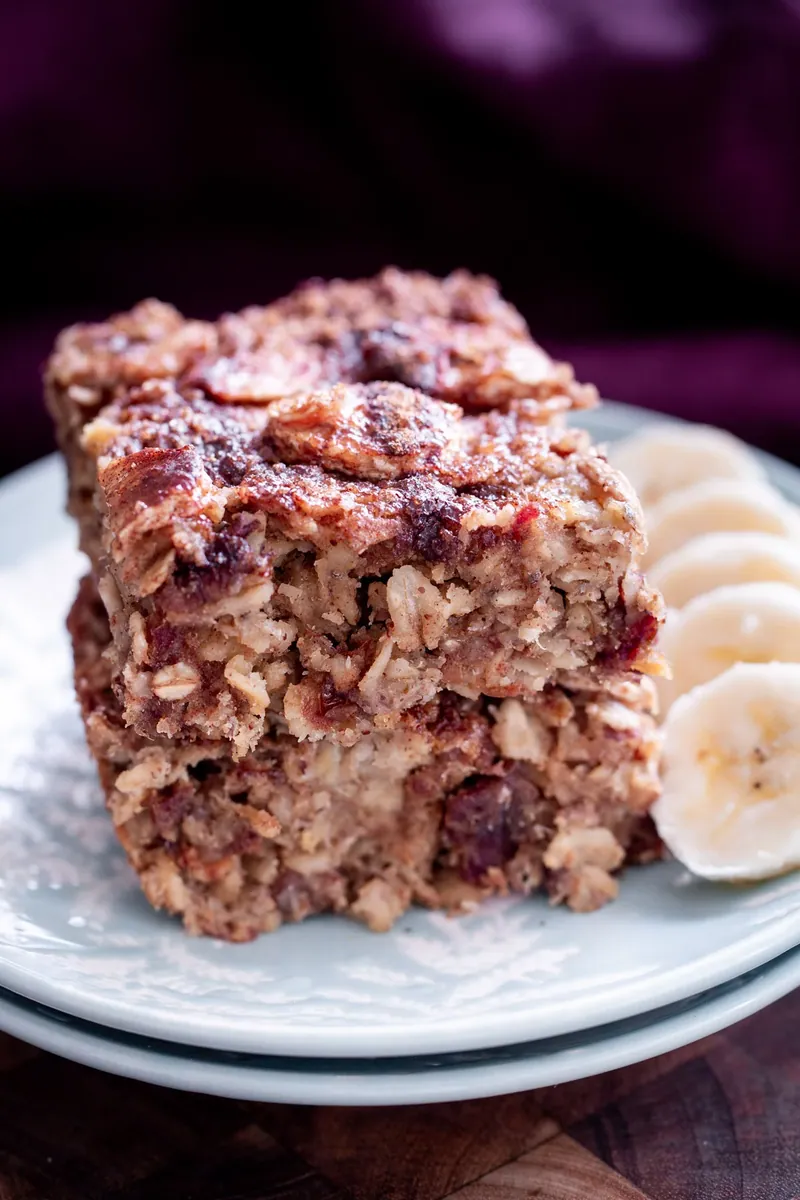 Banana Bread Oatmeal Bars