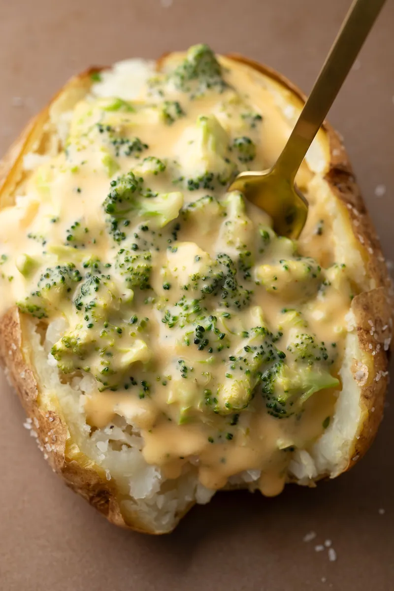 Baked Potatoes with Broccoli Cheese Sauce