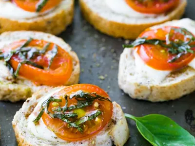 Caprese Crostini