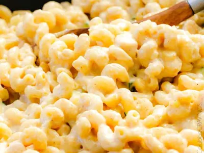 Salsa Verde Pepper Jack Macaroni