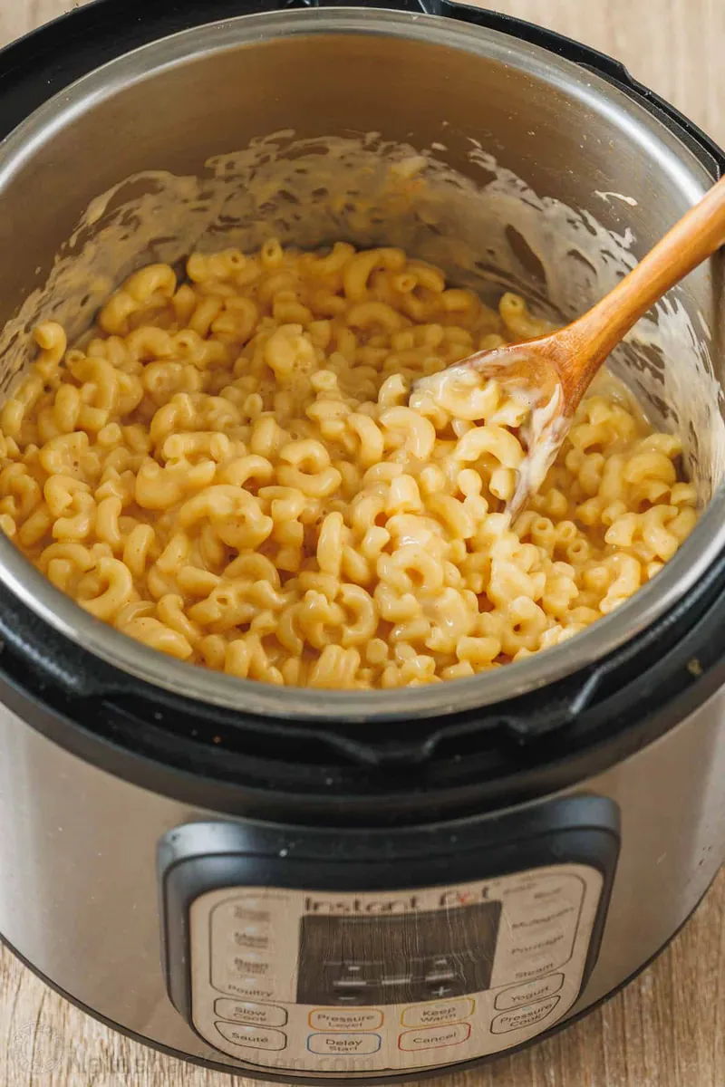 Instant Pot Mac and Cheese with cheddar and shredded cheese
