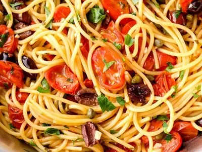 One-Pot Spaghetti Puttanesca