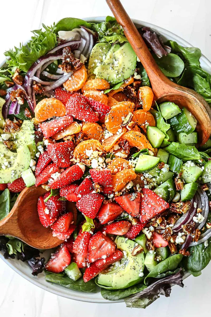Strawberry Spinach Salad (6 servings)